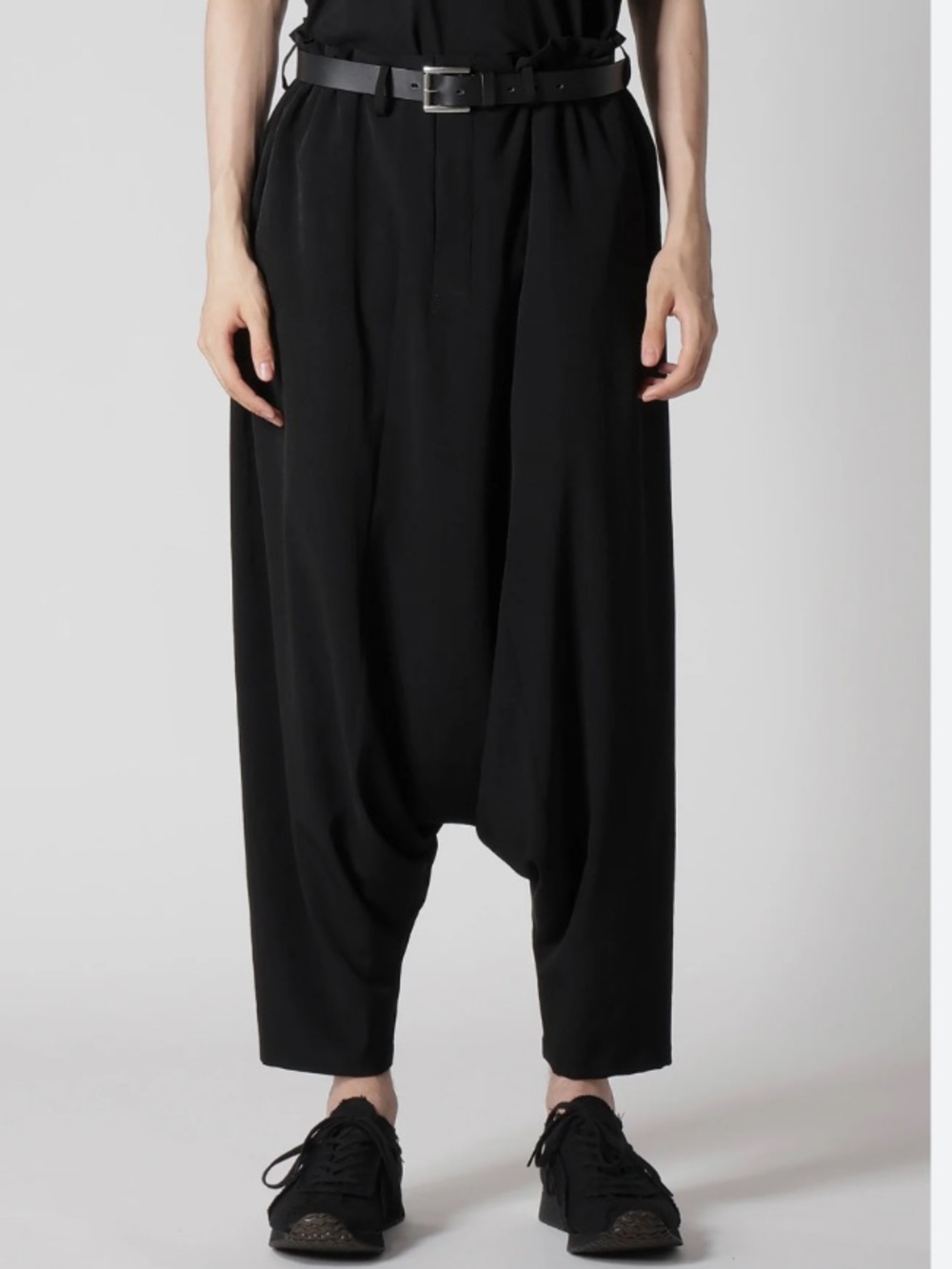 YOHJI YAMAMOTO Pants S
